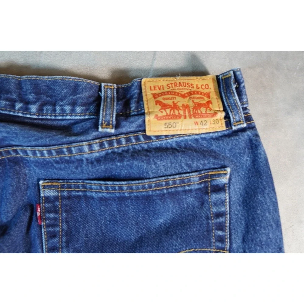 Levis 550 Relaxed Fit Straight Leg Jeans 42X30 Blue 5 Pocket Red Tab Denim Pants